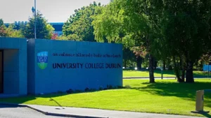 (University College Dublin - UCD)