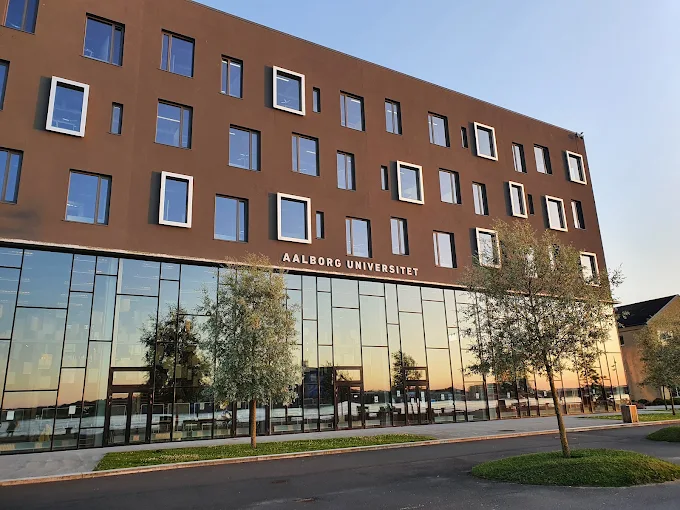 Aalborg University (AAU)