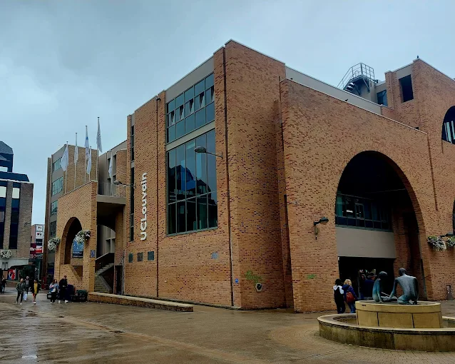 Université Catholique de Louvain